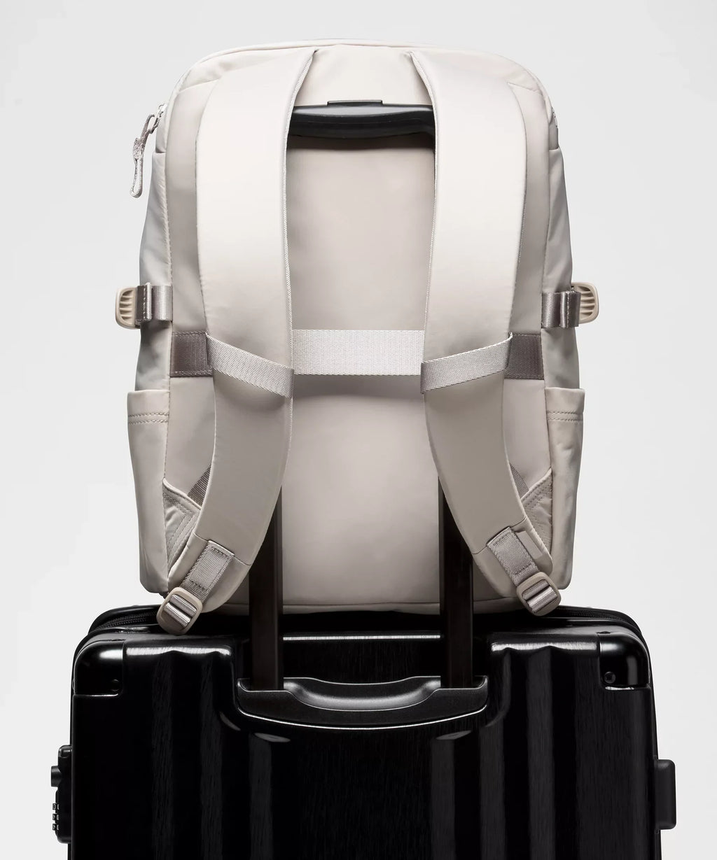 New Crew Backpack 22L